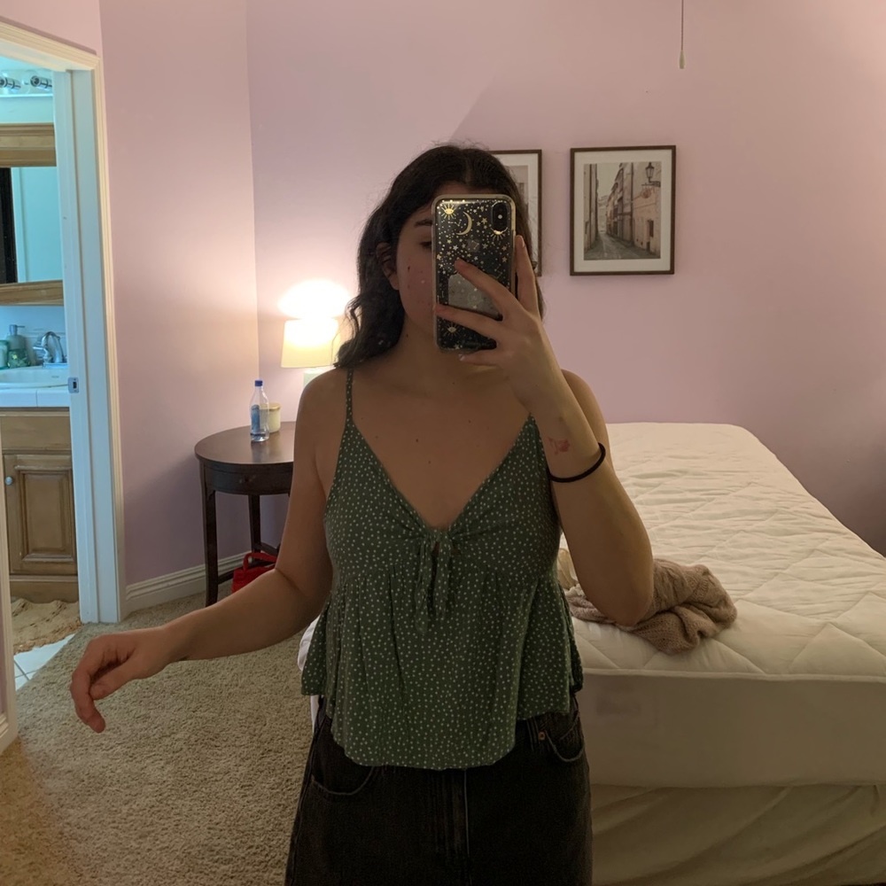 NECTAR CLOTHING SMALL GREEN WITH WHITE POLKA DOTS TANK TOP — TIE FRONT